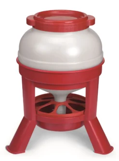 Miller Plastic Dome Feeder